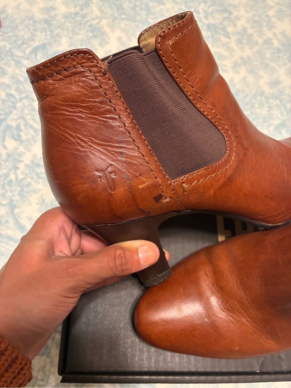 Frye Brown Leather Chelsea Ankle Boots | Size 9 | Classic Heeled Booties - Picture 6 of 16